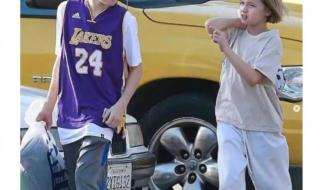 朱莉与皮特 朱莉与皮特